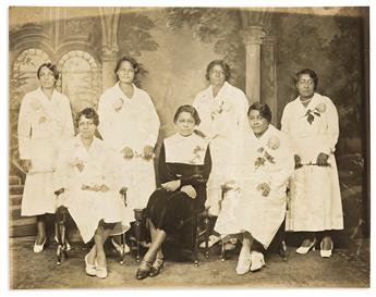 (WOMENS HISTORY--BEAUTY.) The Poro System of hair products and styling: minute book, diploma, photograph of New York practitioners.